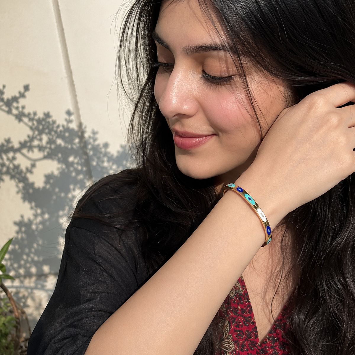 Aqua Aura Bangle(Petite Wrist)