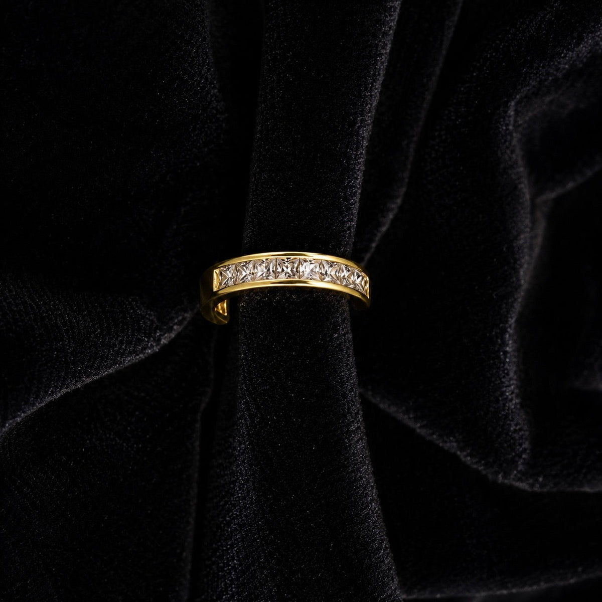 Gleam Cuff