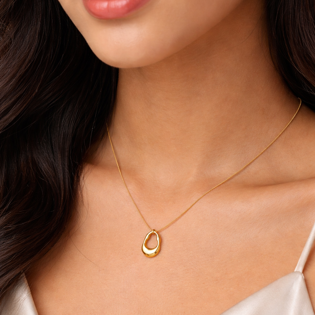 18k Gold Plated Velvet Glow