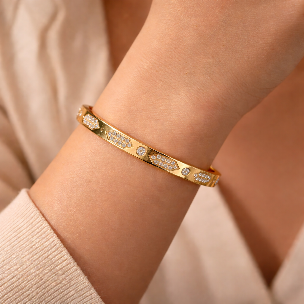 Golden Muse Bracelet Bangle