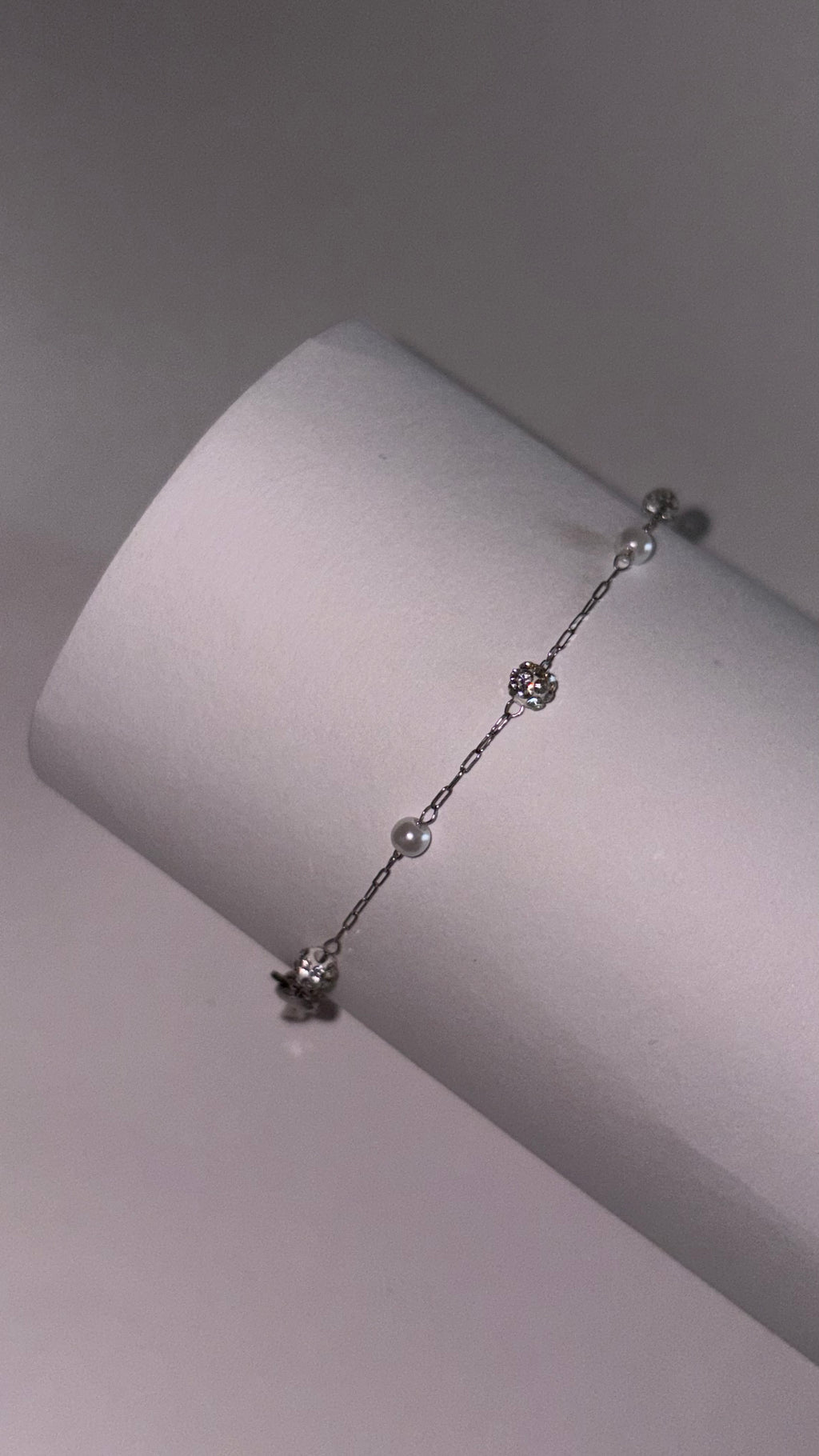 White Pearl Bracelet