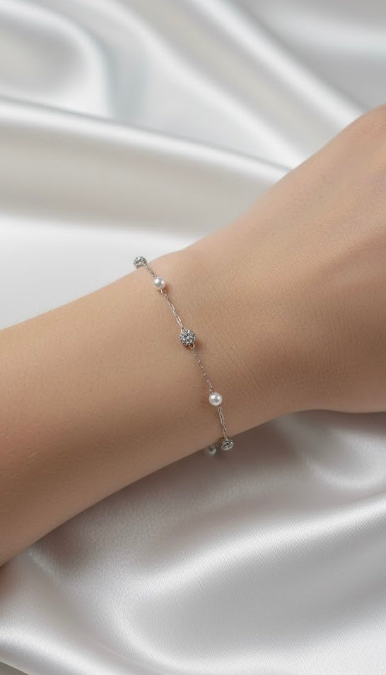White Pearl Bracelet