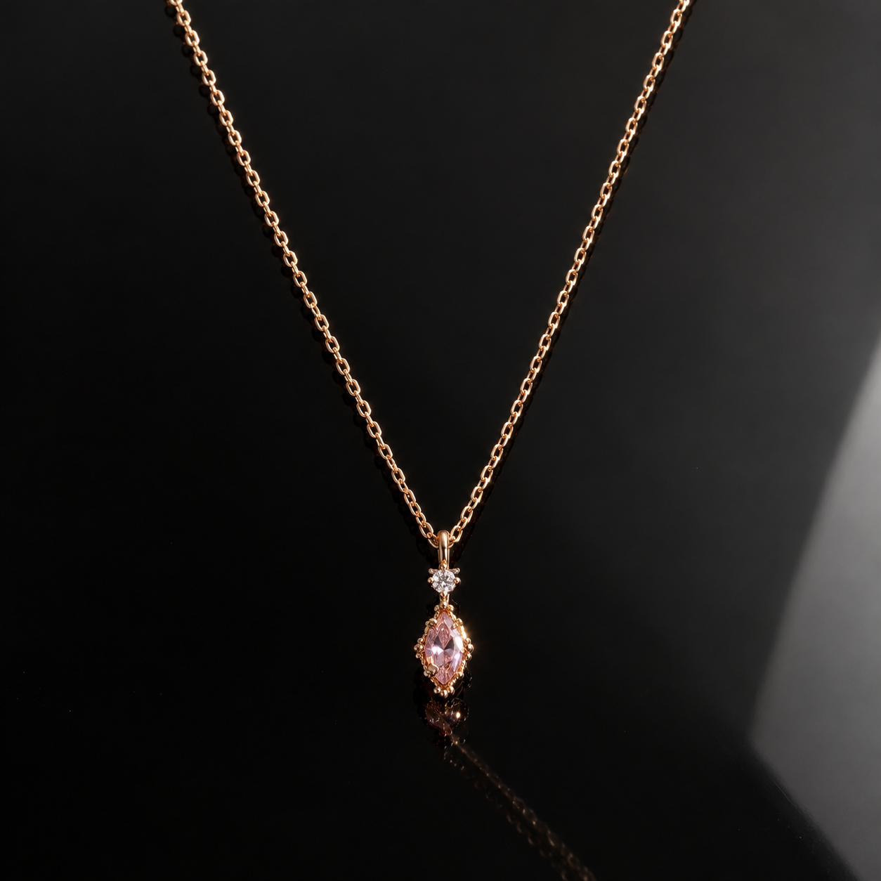 Corinne Pendant